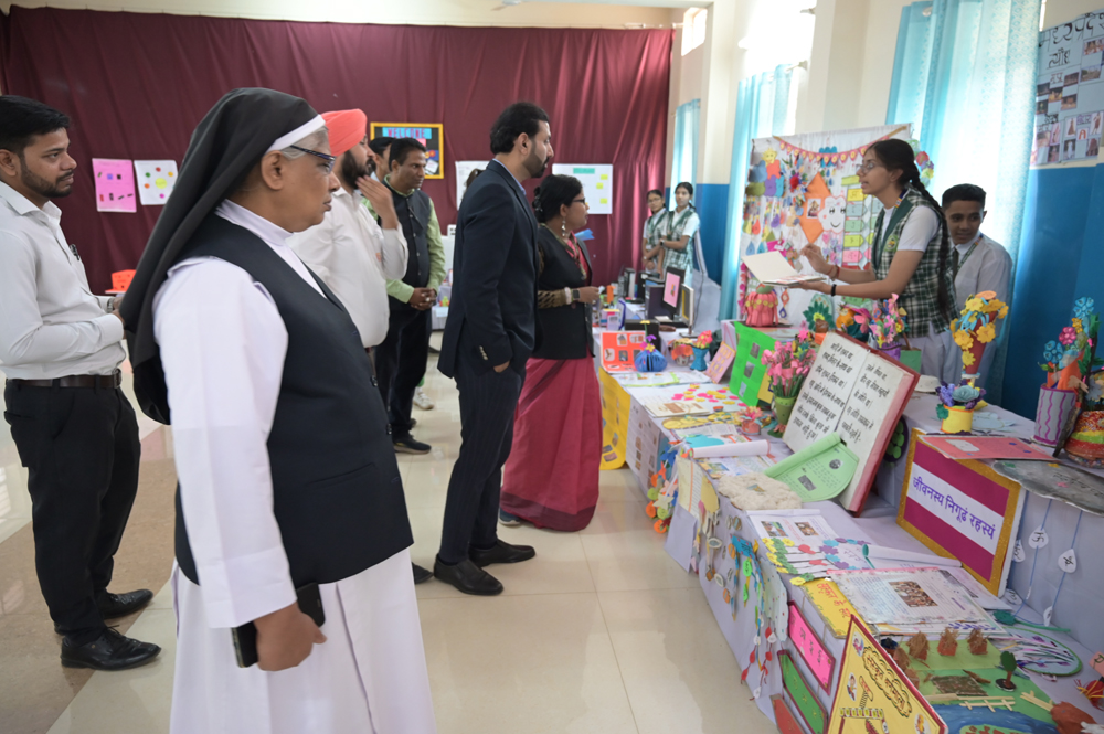 ART INTEGRATED EXHIBITION